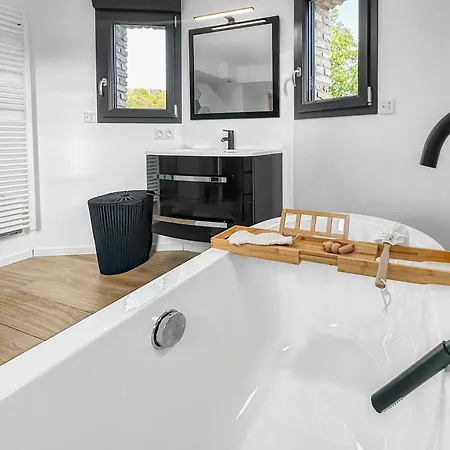 Holiday home Chateau 20 Min Riviere *
