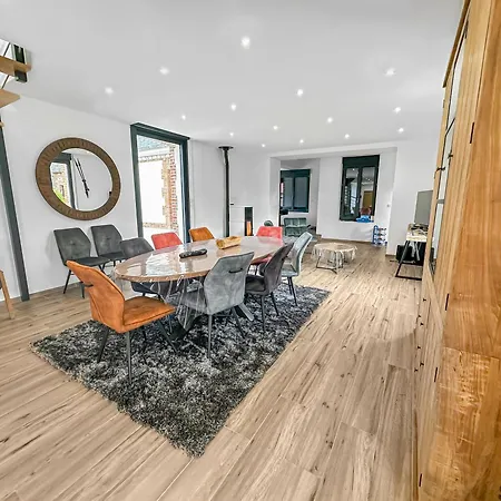 Chateau 20 Min Riviere Holiday home